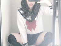 lewdyumi Photos