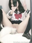 lewdyumi Photos