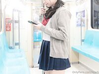 lewdyumi Photos