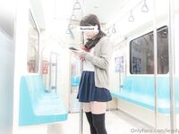 lewdyumi Photos