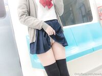 lewdyumi Photos