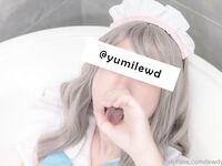 lewdyumi Photos