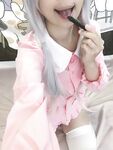lewdyumi Photos