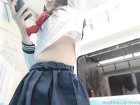 lewdyumi Photos