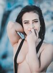 madfiles033 Photos