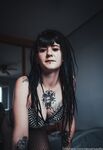 madfiles033 Photos