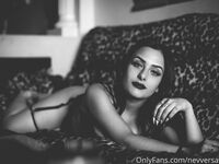 madfiles033 Photos