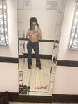 zoeyfoxx Photos
