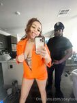 zoeyfoxx Photos