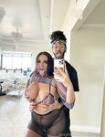 zoeyfoxx Photos