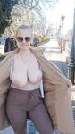 Reddit babes get naked in public!