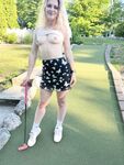Reddit babes get naked in public!