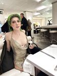 Reddit babes get naked in public!
