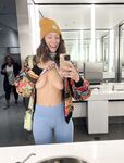 Reddit babes get naked in public!