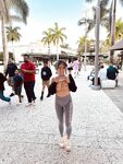 Reddit babes get naked in public!