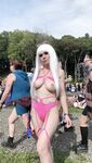 Reddit babes get naked in public!