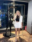 Goddessdommelia Dommelia