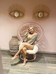Goddessdommelia Dommelia