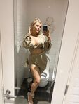 Goddessdommelia Dommelia