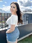 Ambersweetheart Voted Best Swedish Creator