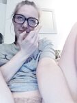 Laceyloxxx