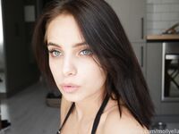 Mollyella