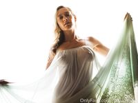 Nataliemaeyoga