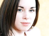 Alina J Parechi