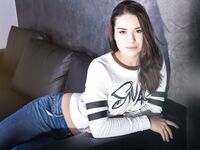 Aza Chenmo