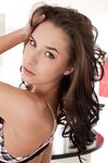 Diana G Noteica