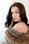 Diana G Santire