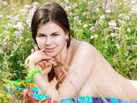 Karolina Young Lohada