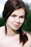 Karolina Young Lohada