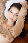 Lorena B Volgi