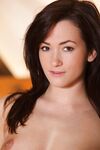 Tess B Izatea
