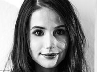 Vanessa Angel Enhavo