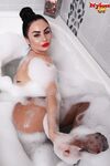 Nylonup Goddessambra Vasca01
