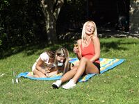 AlsAngels aishaangelscene2hires Photos