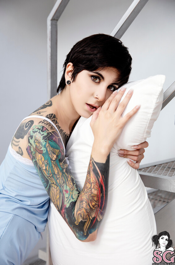 Acuarian Photo Album_ A Mimir _ SuicideGirls Photos