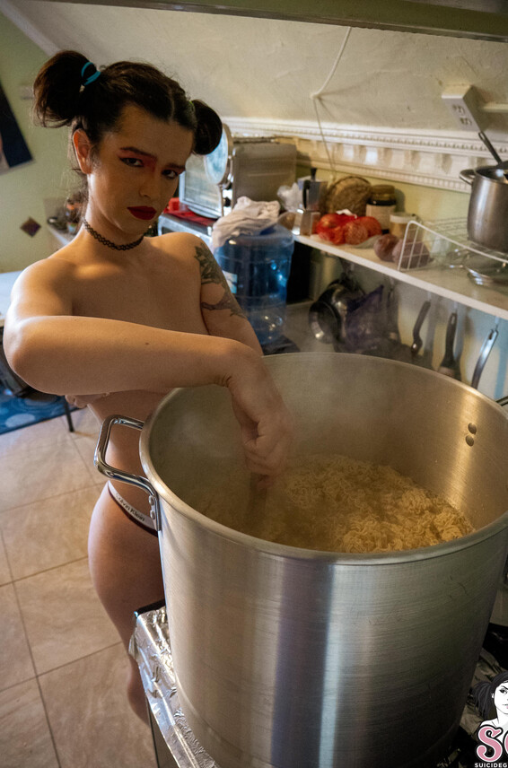 Alynzz Photo Album_ SEND NOODS _ SuicideGirls Photos
