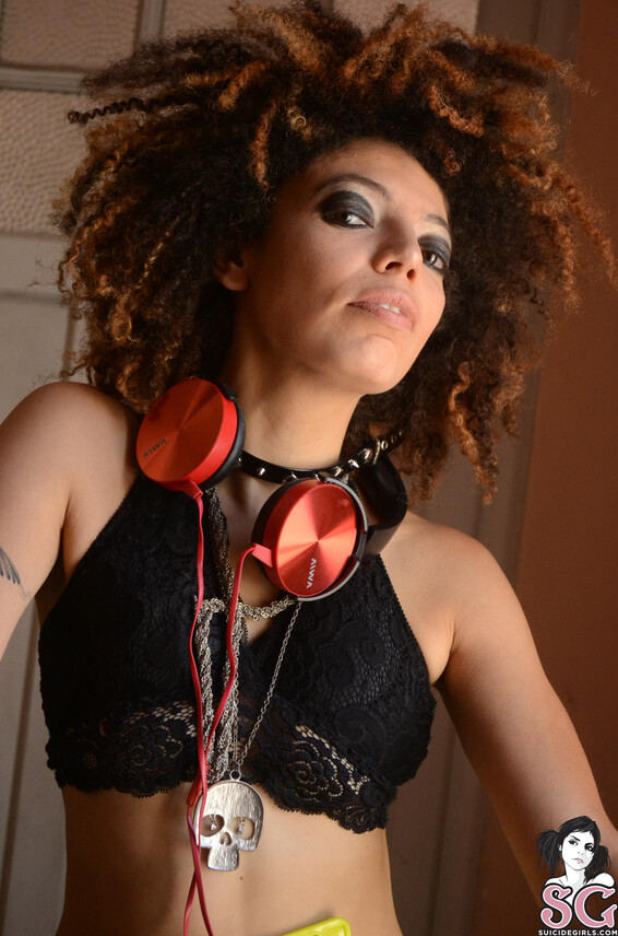 Cokalatina Photo Album_ Latin rock in my veins _ SuicideGirls Photos