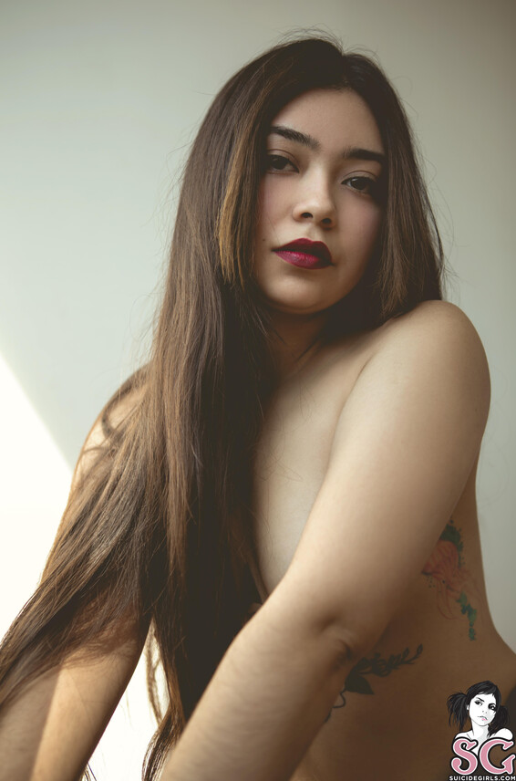 Daliarose Photo Album_ Harness baby _ SuicideGirls Photos