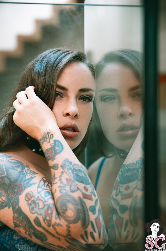 Eden Photo Album_ glass house _ SuicideGirls Photos