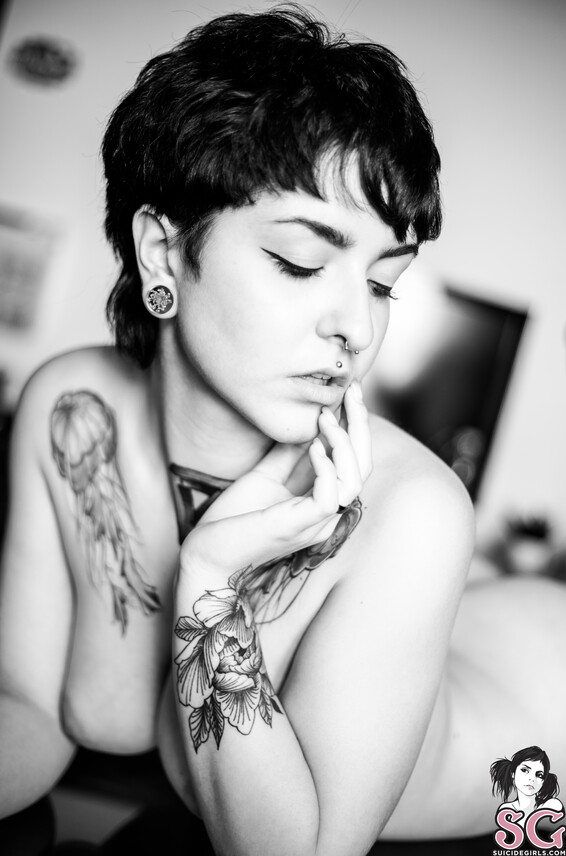Evalareina Photo Album_ Pleasantville _ SuicideGirls Photos