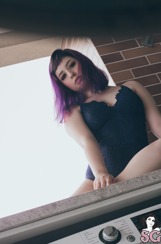 Evescarlett Photo Album_ Cold Shades _ SuicideGirls Photos