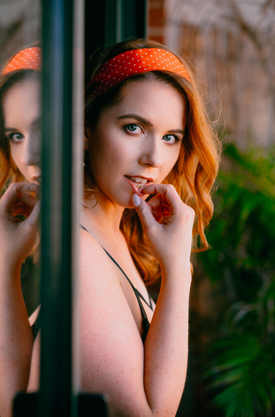 Kettle Photo Album_ Gryffindor Common Room _ SuicideGirls Photos