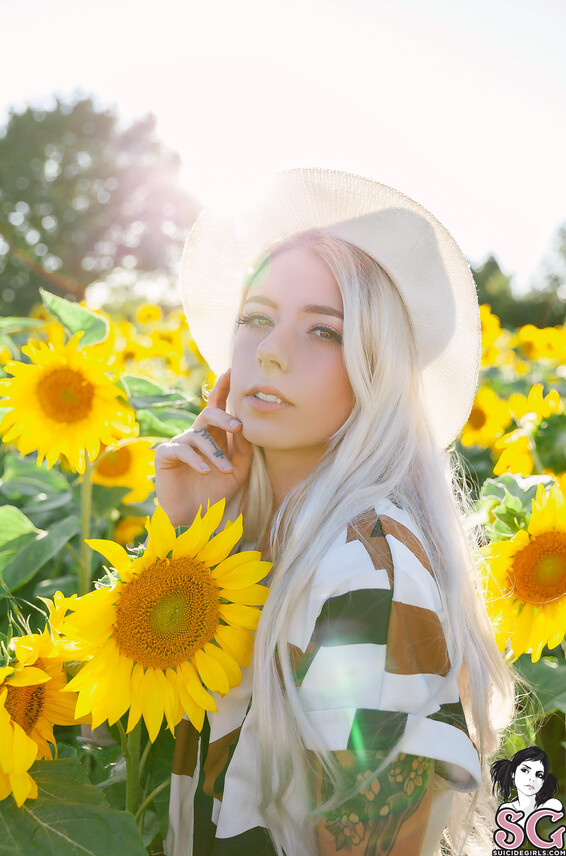 Kitsu Photo Album_ Country girl _ SuicideGirls Photos