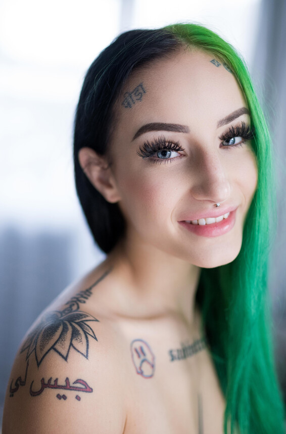 Lavish Photo Album_ Slow Burn _ SuicideGirls Photos